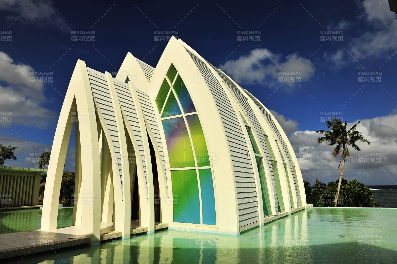 美国关岛水晶教堂图片