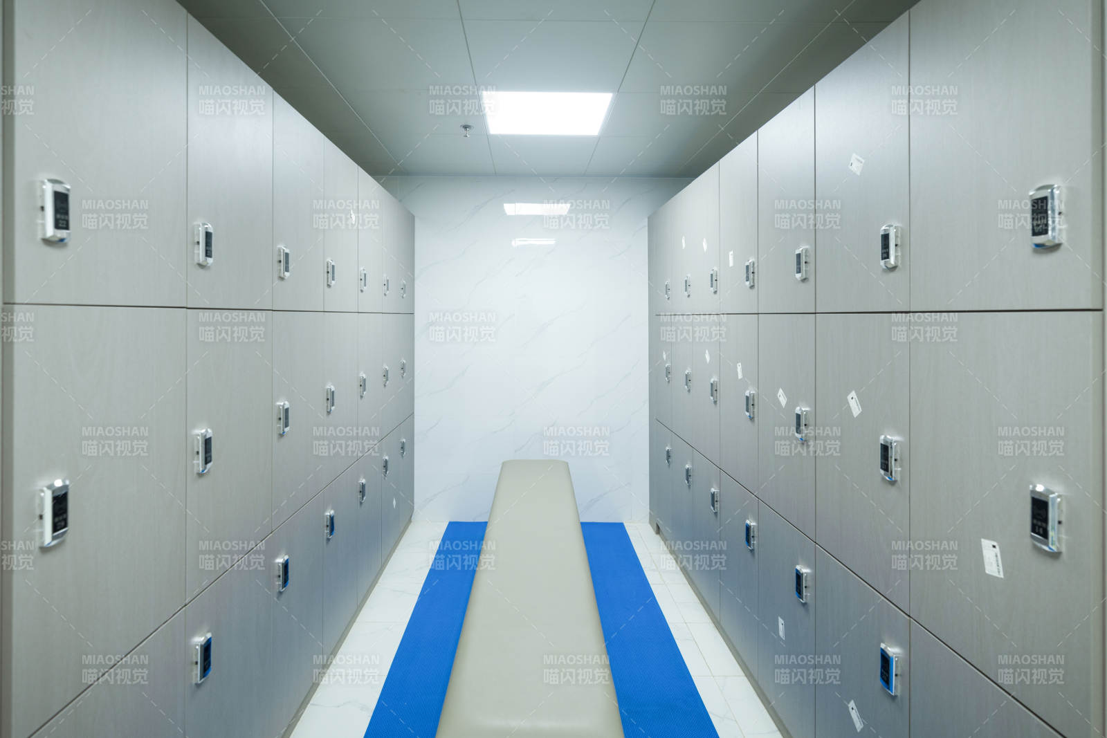 现代简约更衣室设计图片