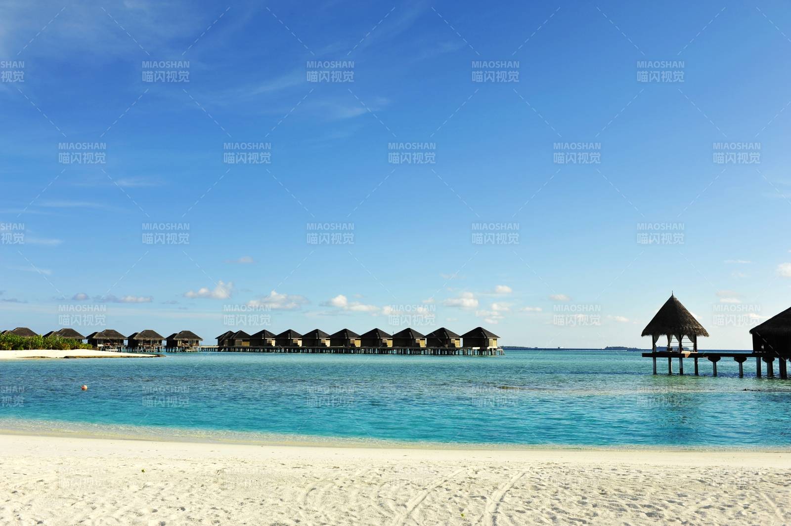 马尔代夫海滨度假村图片