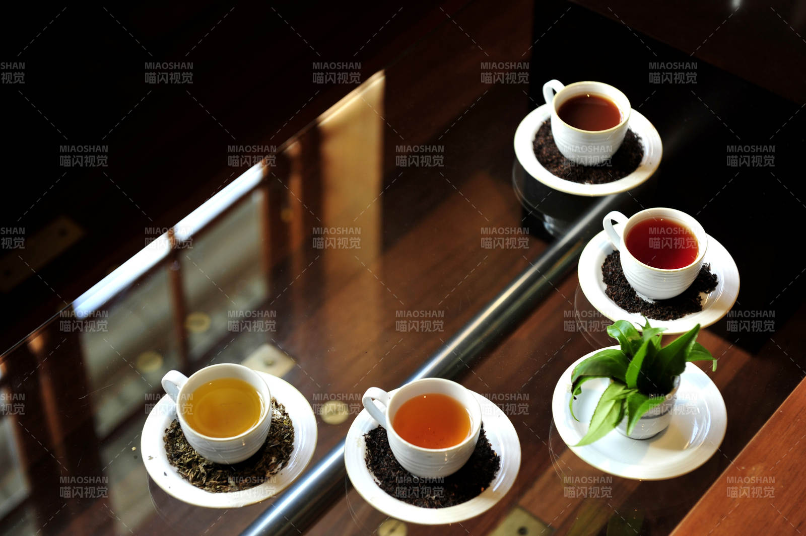 茶香四溢 静享时光图片