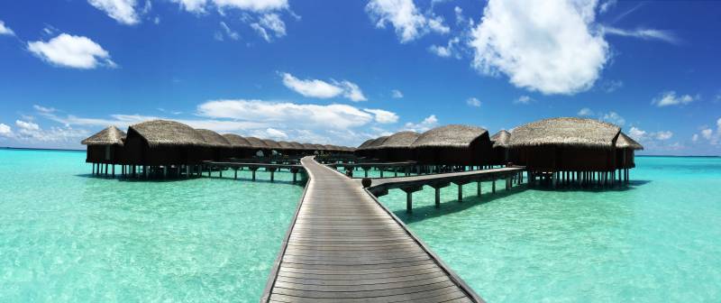 马尔代夫热带海岛水上别墅风光图片