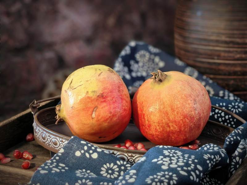 石榴静物图图片