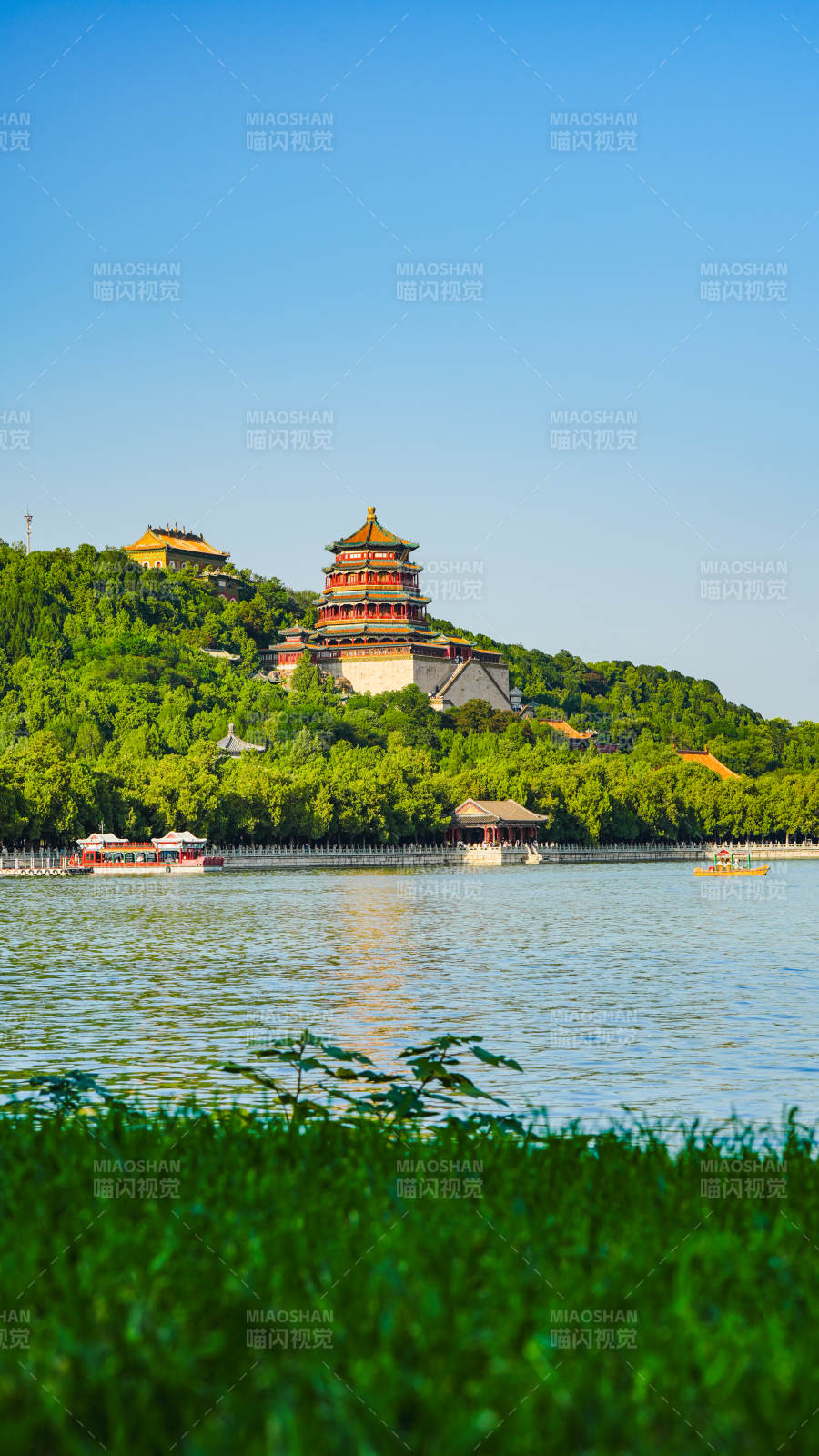颐和园湖畔风光图片