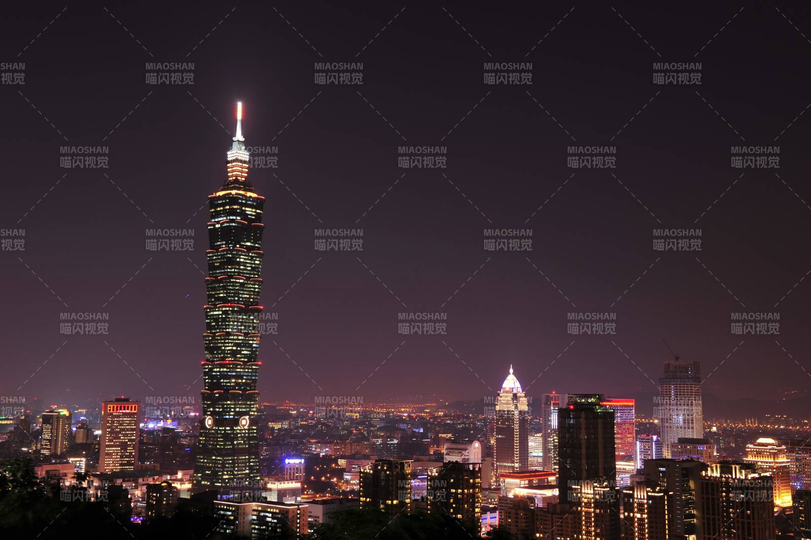 台北夜景 高楼璀璨灯火图片