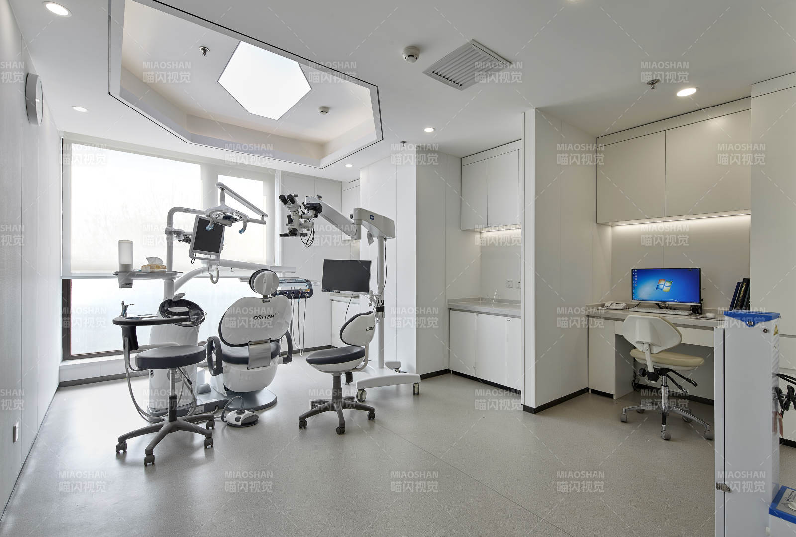 现代牙科诊所内部设计图片