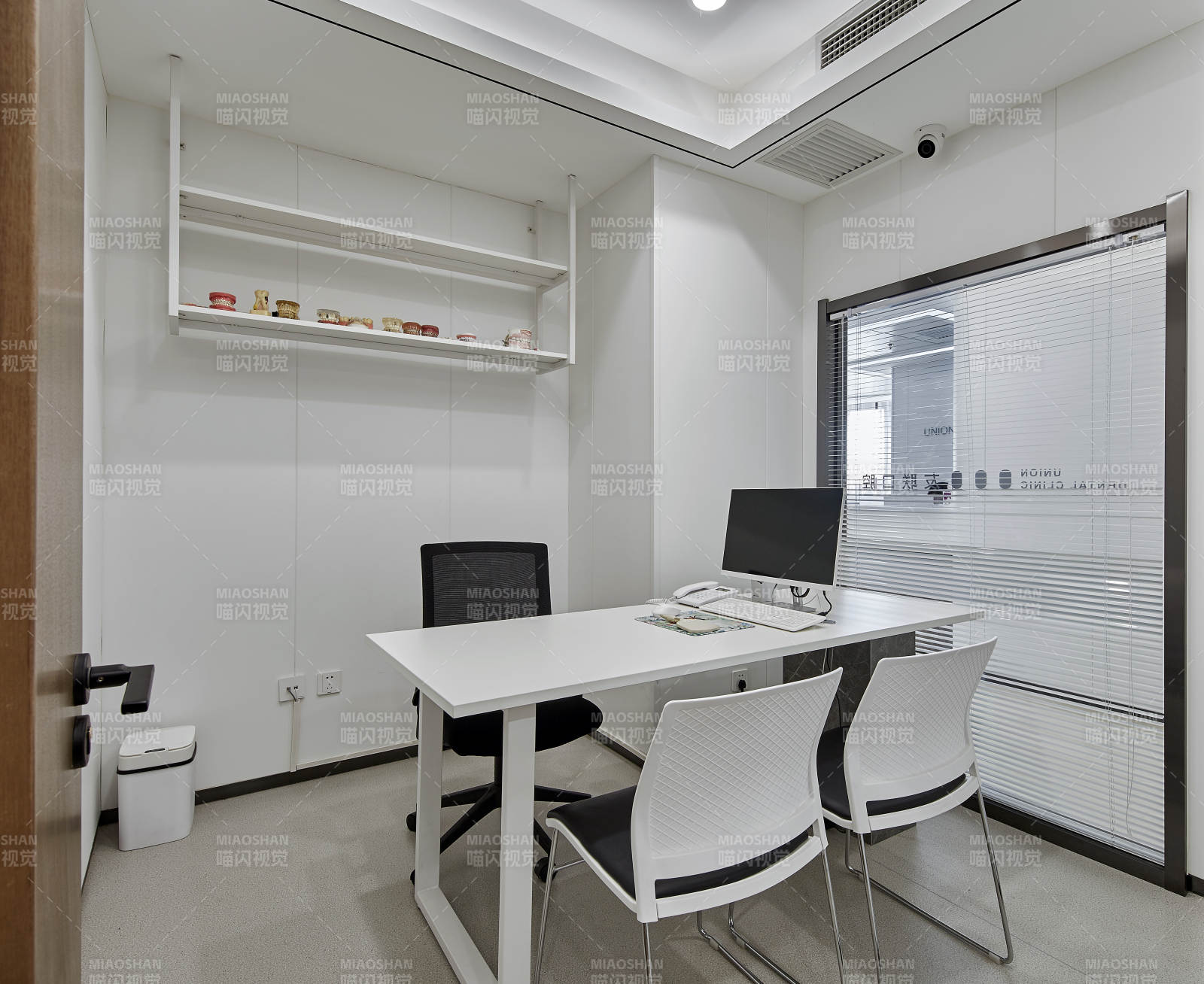 简约现代办公室设计图片