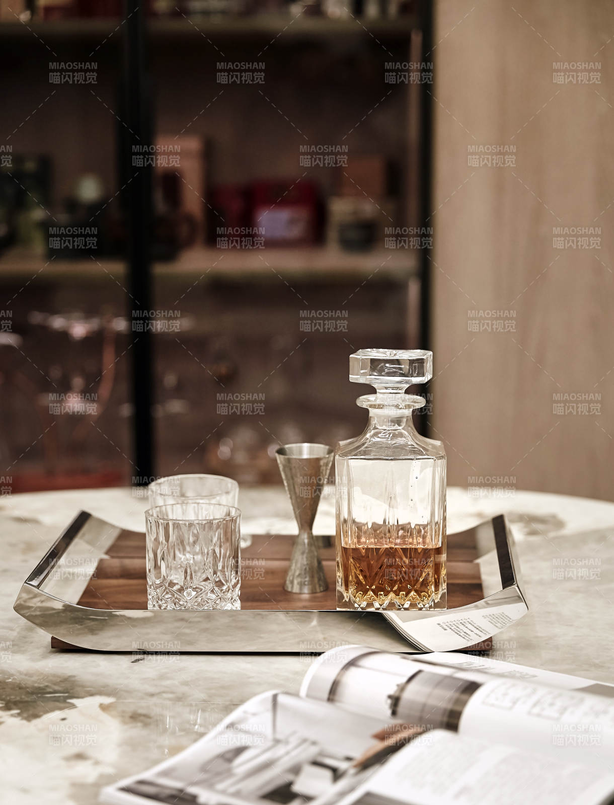 威士忌时光 静享一杯图片