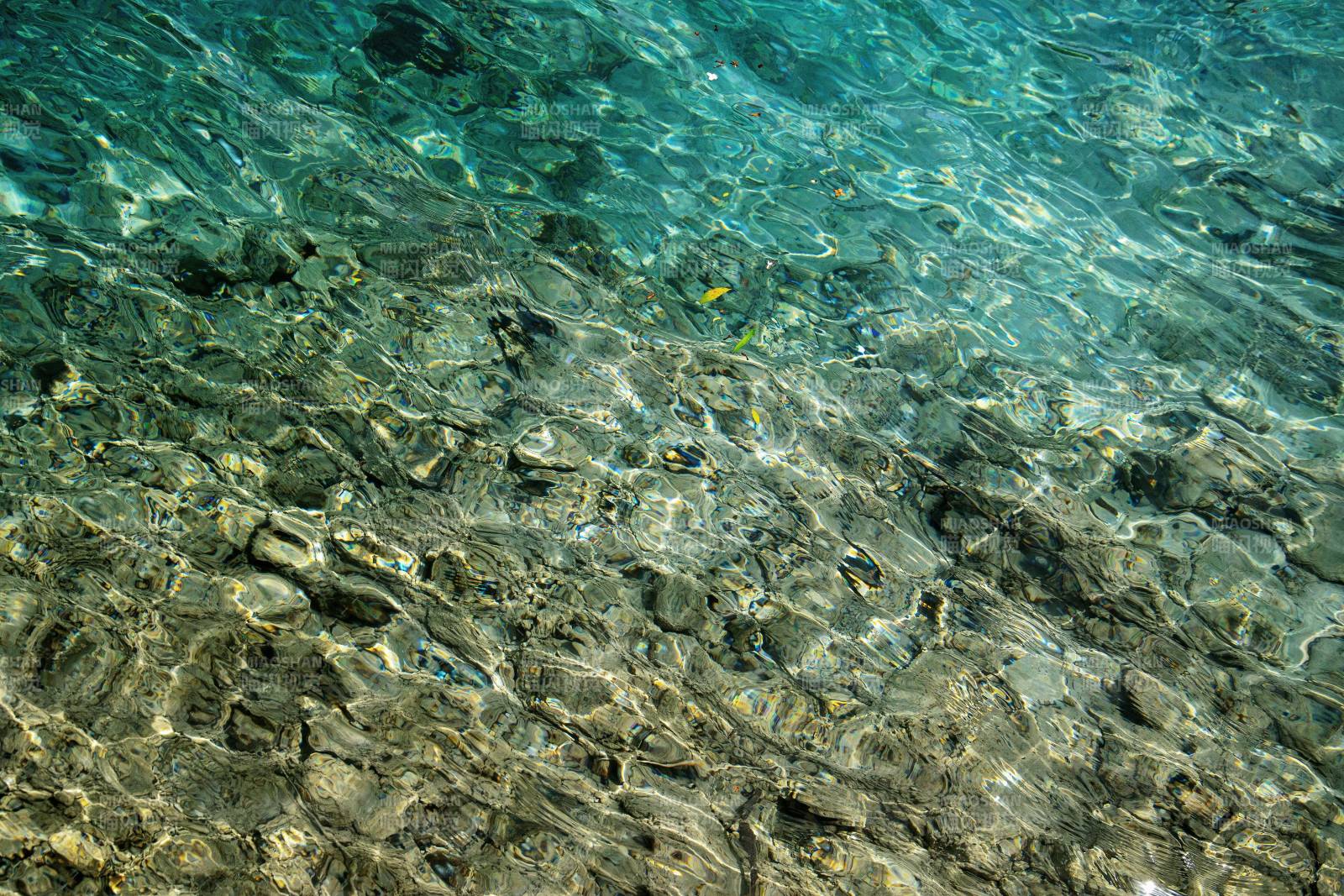 九寨沟的水图片