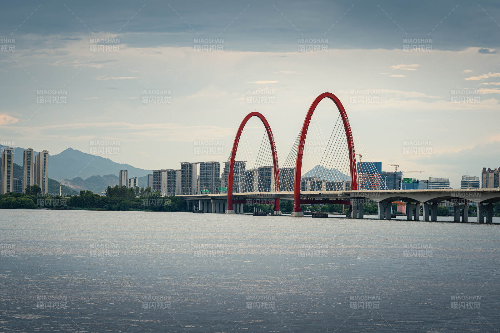 杭州钱塘江之江大桥图片