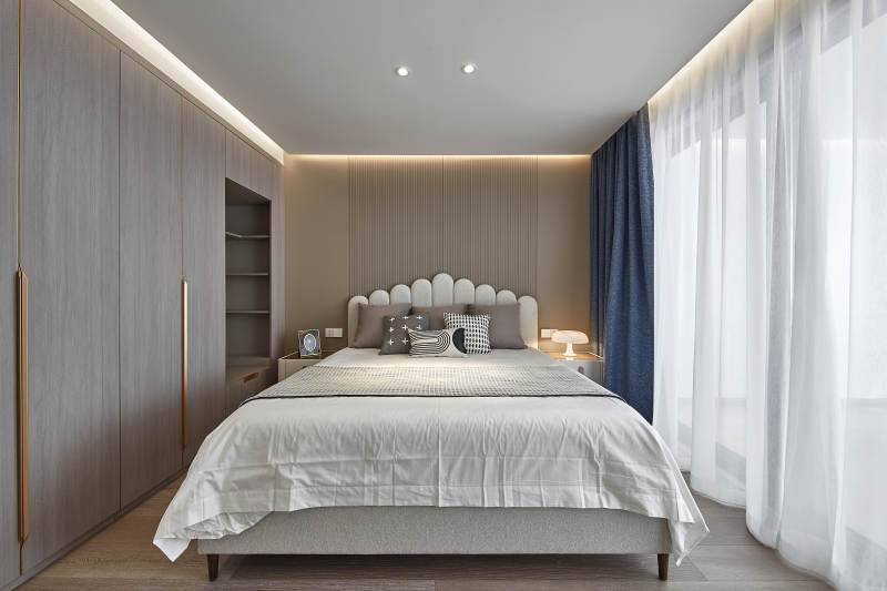 现代简约卧室设计图片