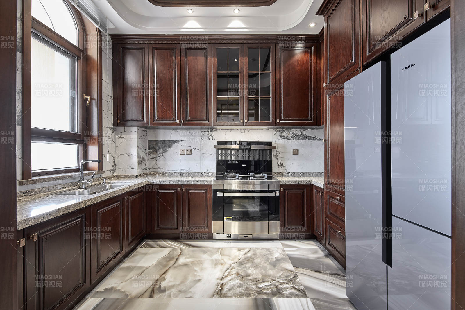 豪华现代厨房设计展示图片