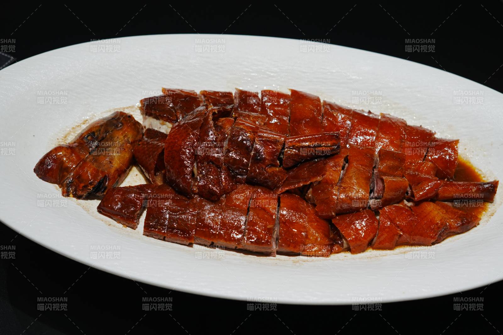 烤鸭切片 色泽诱人图片