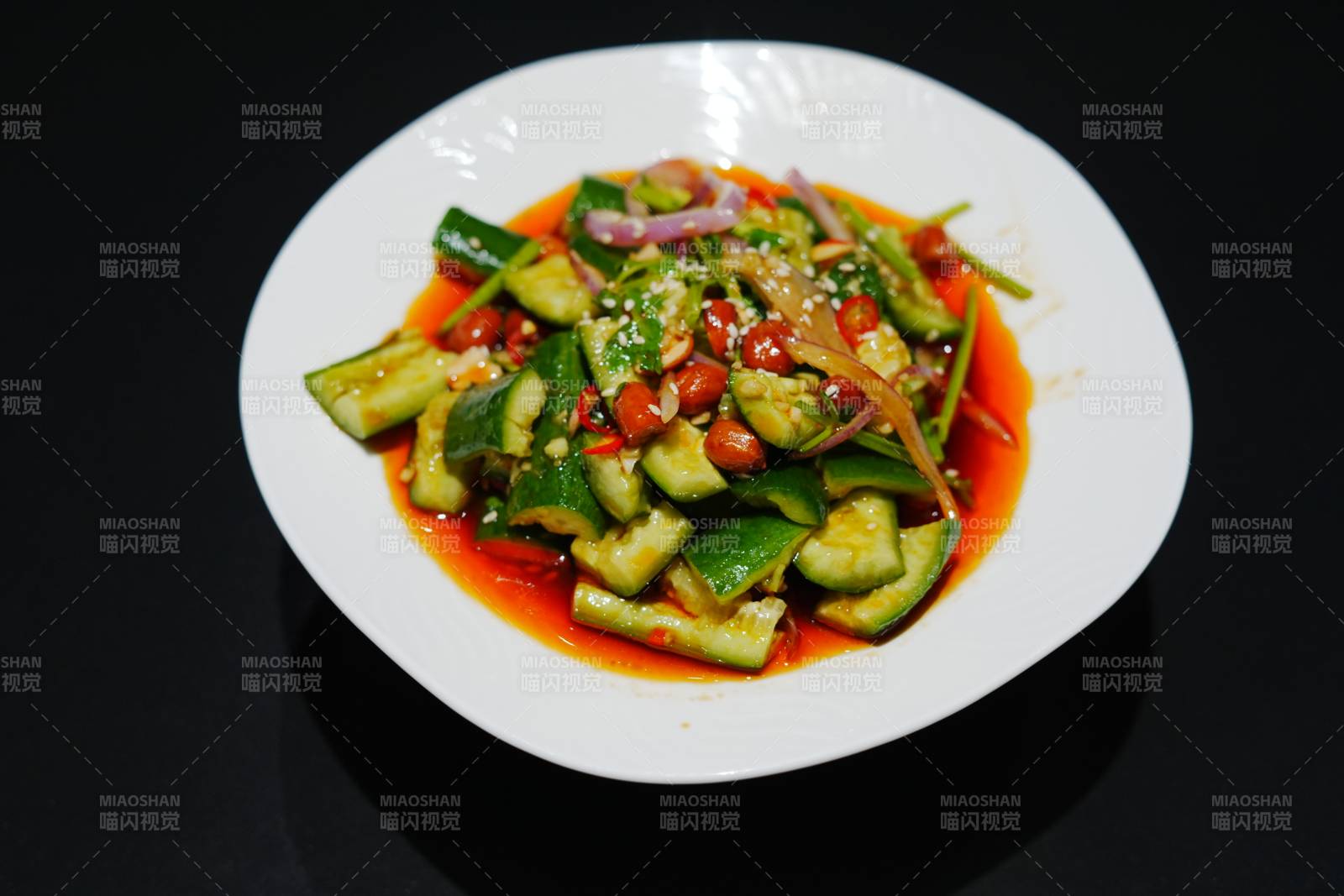 凉拌黄瓜花生米图片