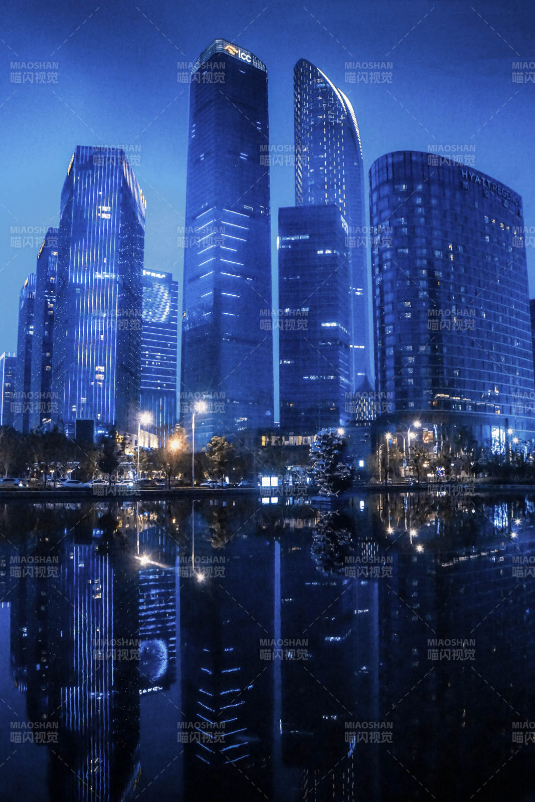 苏州工业园区鱼雕塑图片