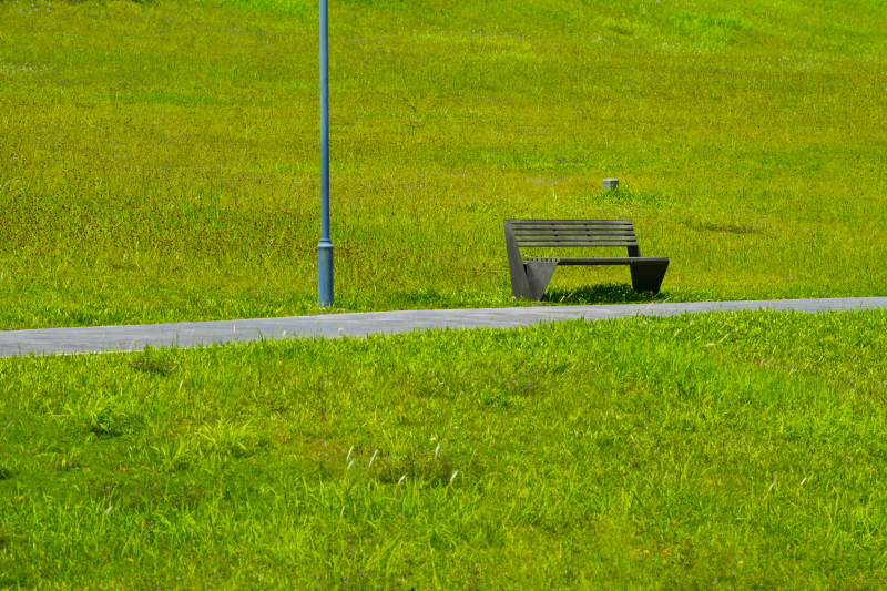 公园长椅静景图片