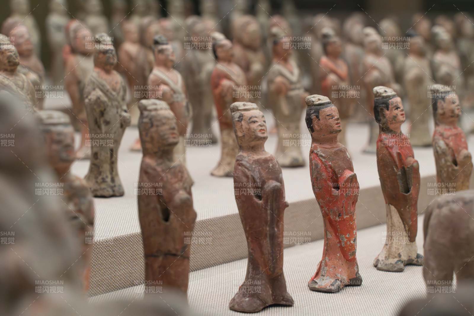 宁夏固原博物馆典藏文物：北周灰陶仪仗俑阵图片