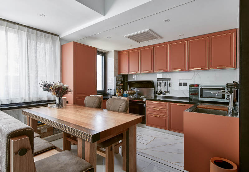 现代厨房餐桌设计图片