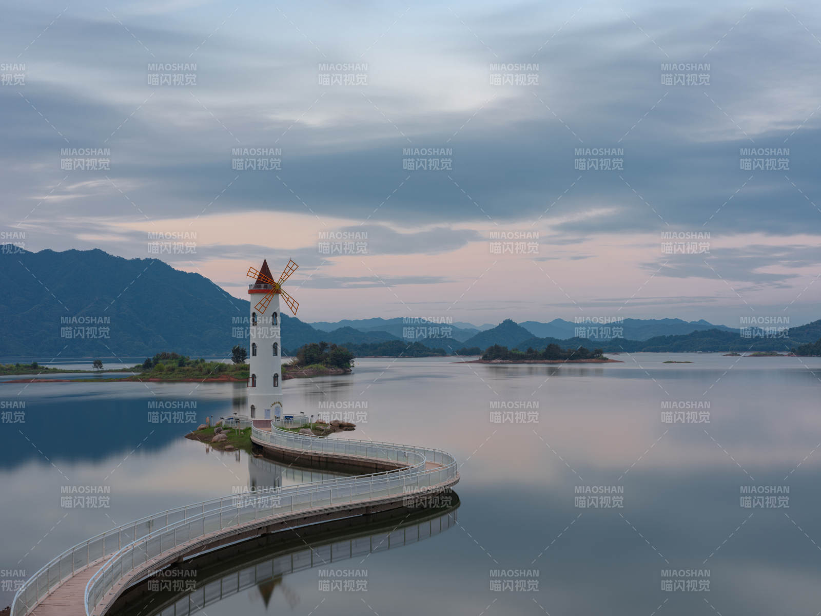 千岛湖灯塔图片