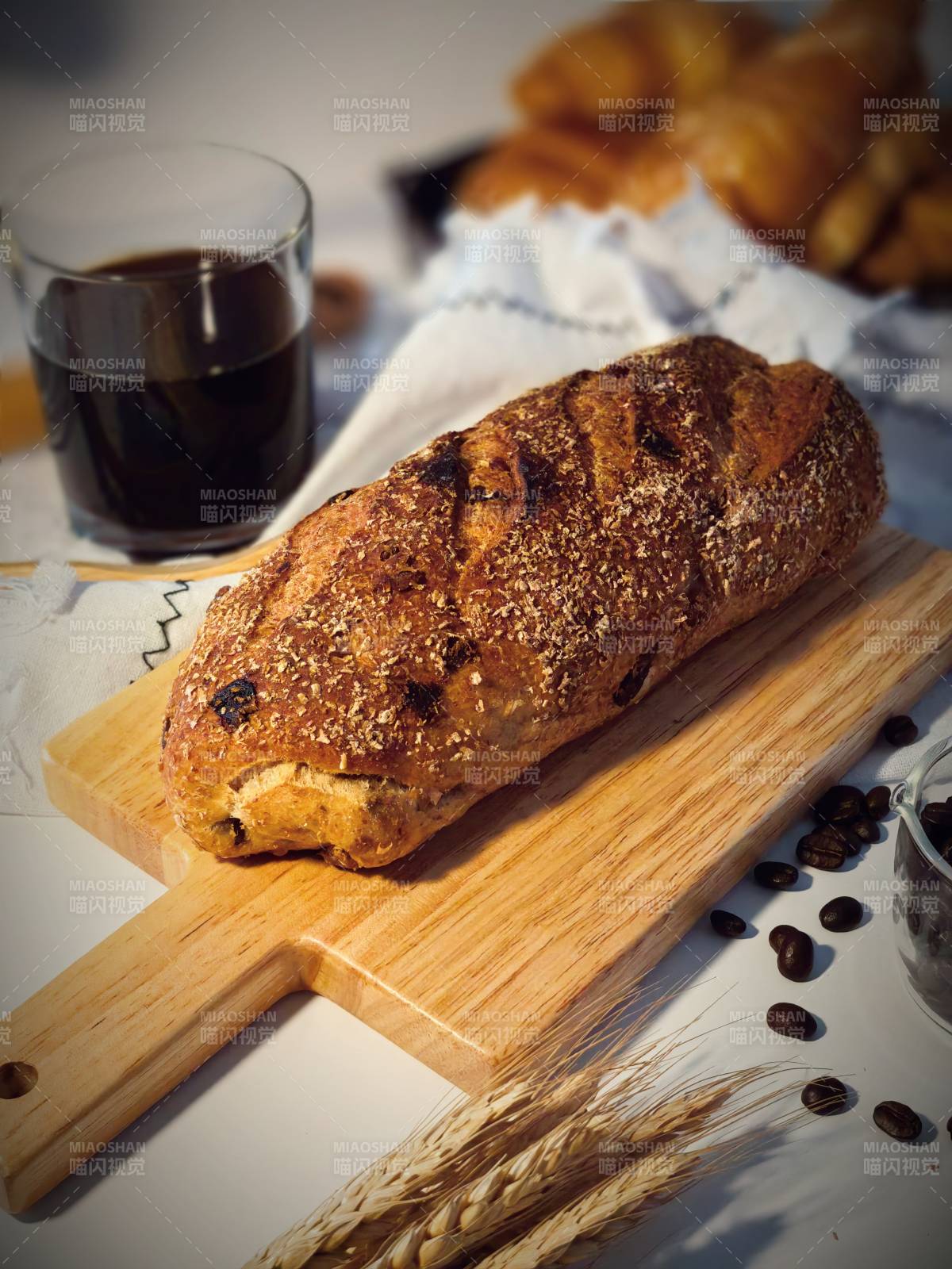 面包与咖啡的时光图片