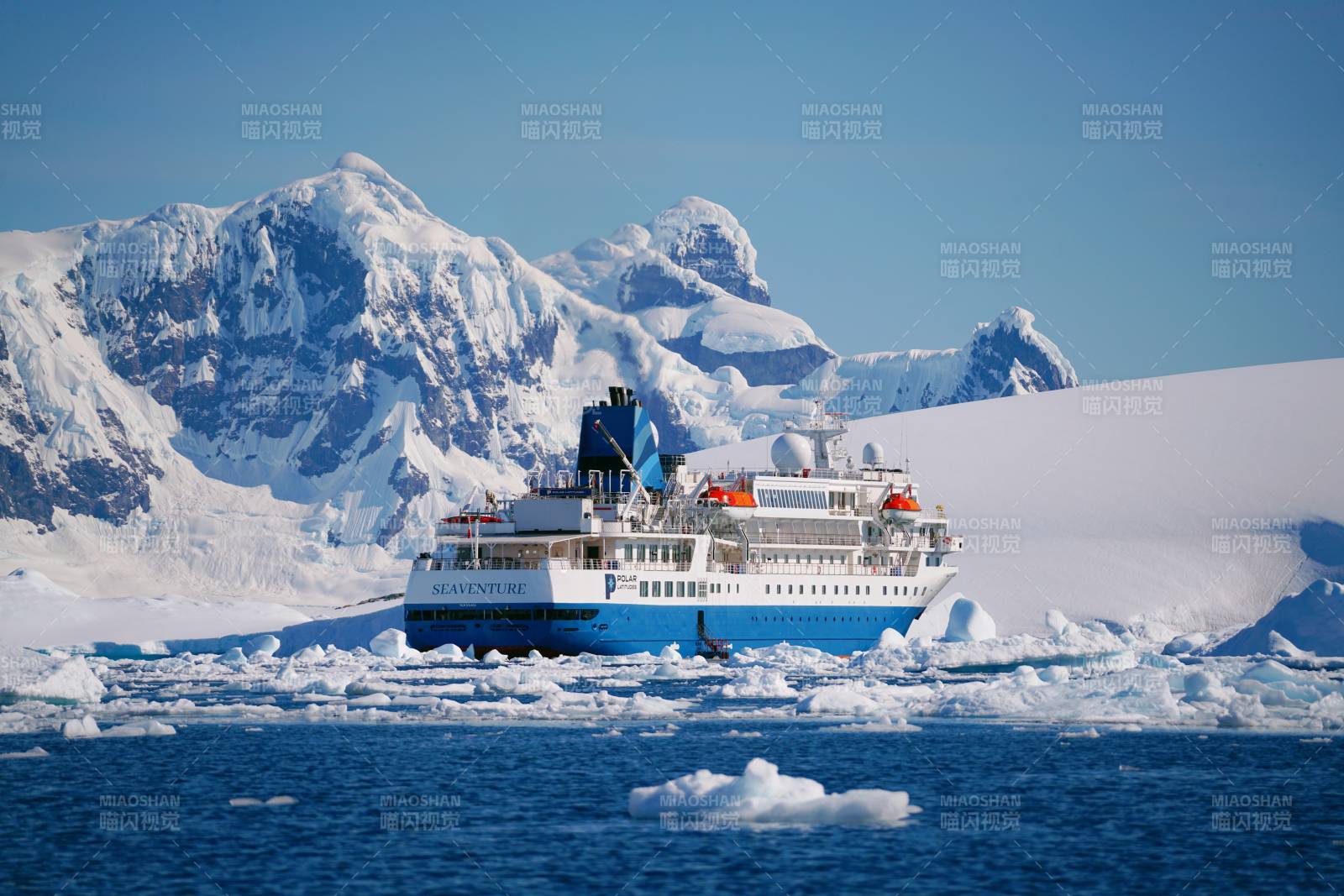 南极探险邮轮图片