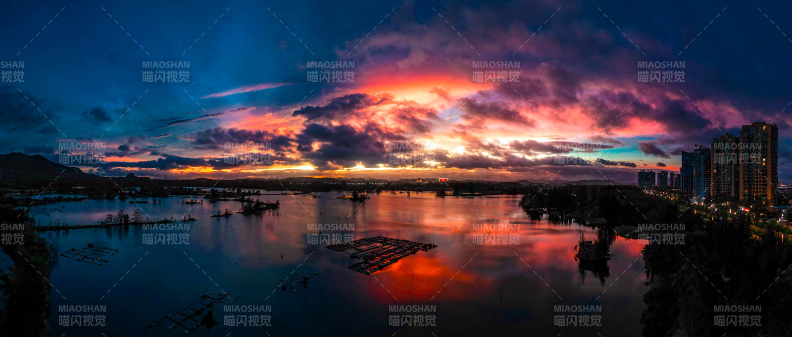 暮色湖城图片