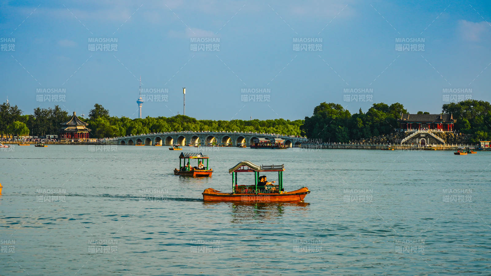 颐和园昆明湖图片