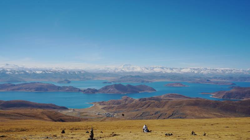 西藏羊卓雍措鲁日拉观景台图片