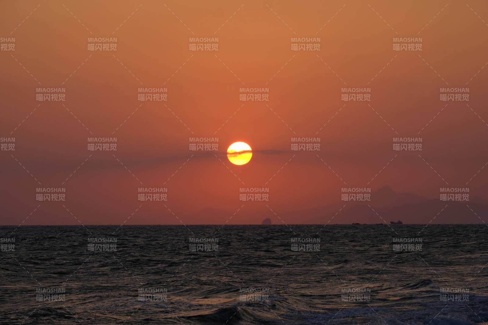 海上日落美景图片
