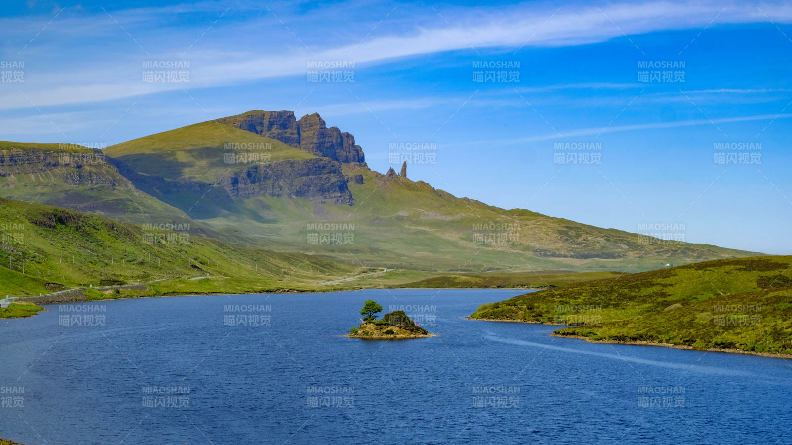 苏格兰天空岛的湖光山色图片