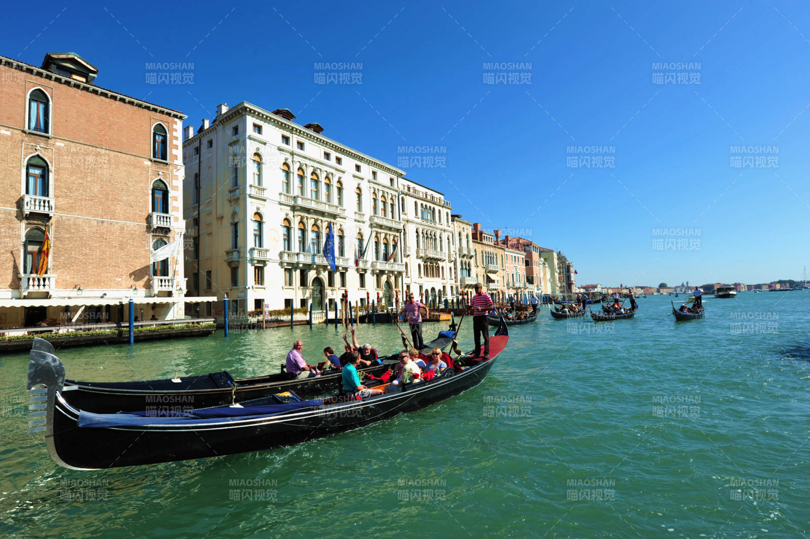 威尼斯水道风光图片
