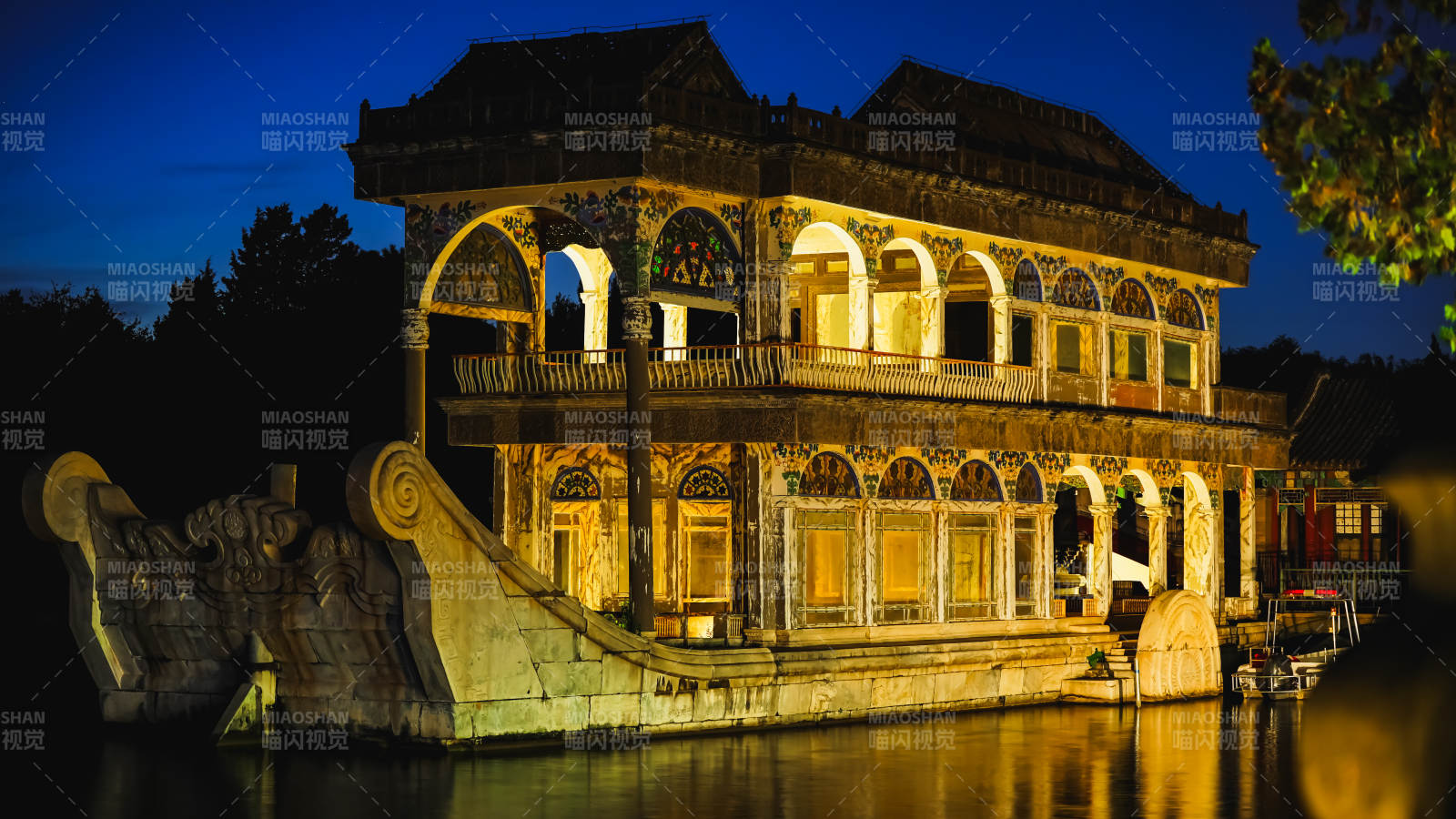 颐和园石舫图片