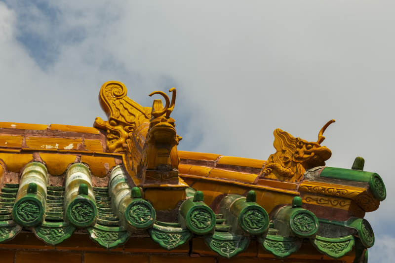 沈阳故宫古建筑屋檐龙首图片