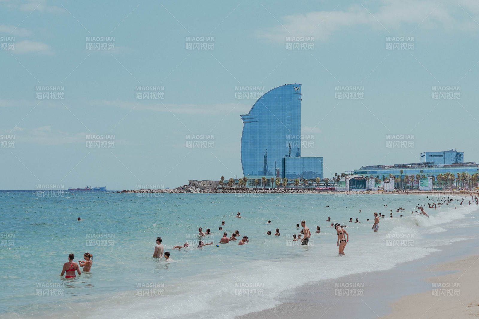 巴塞罗那海滩度假胜地图片