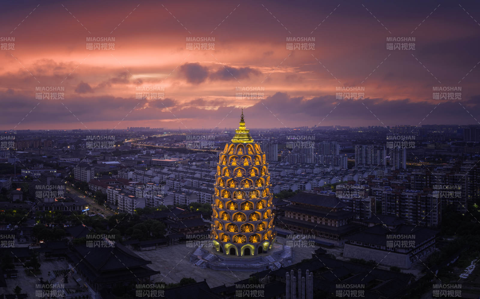 常州宝林禅寺夜景图片