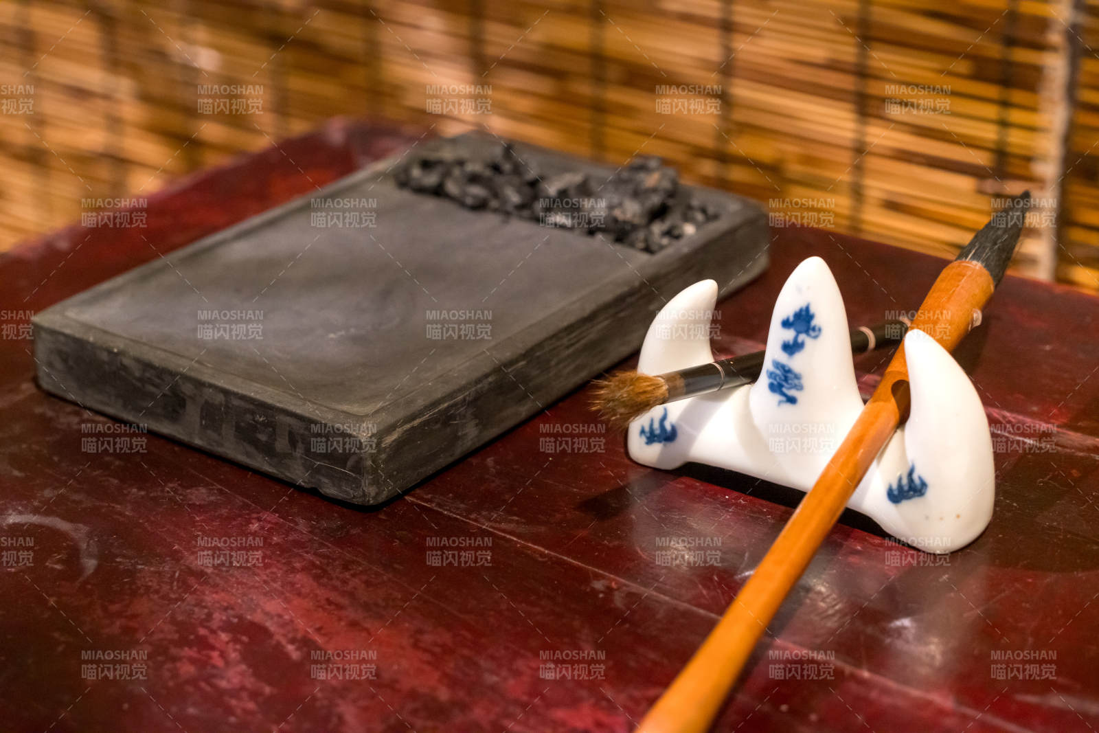 文房四宝静置图片