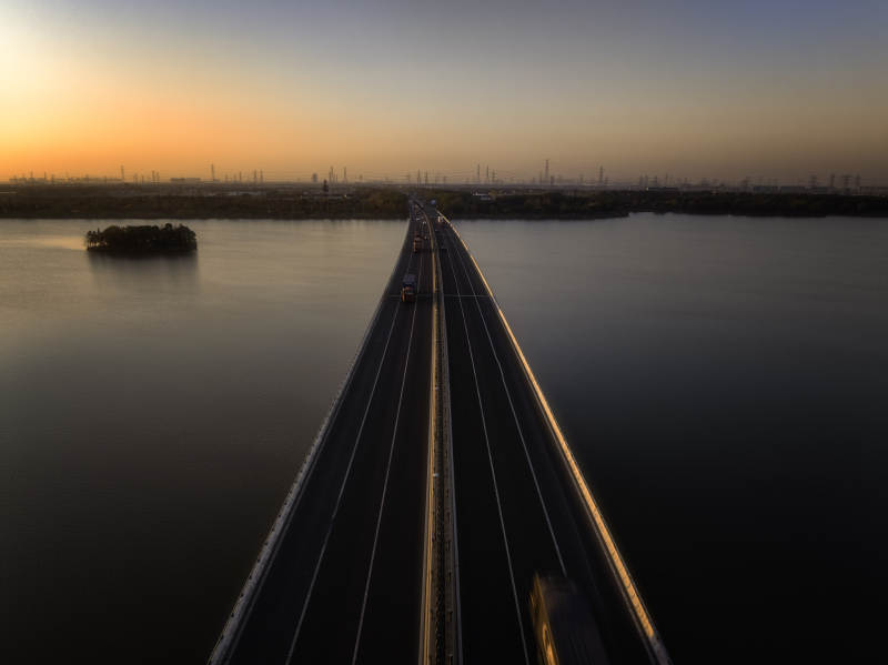 桥上日落日出美景图片