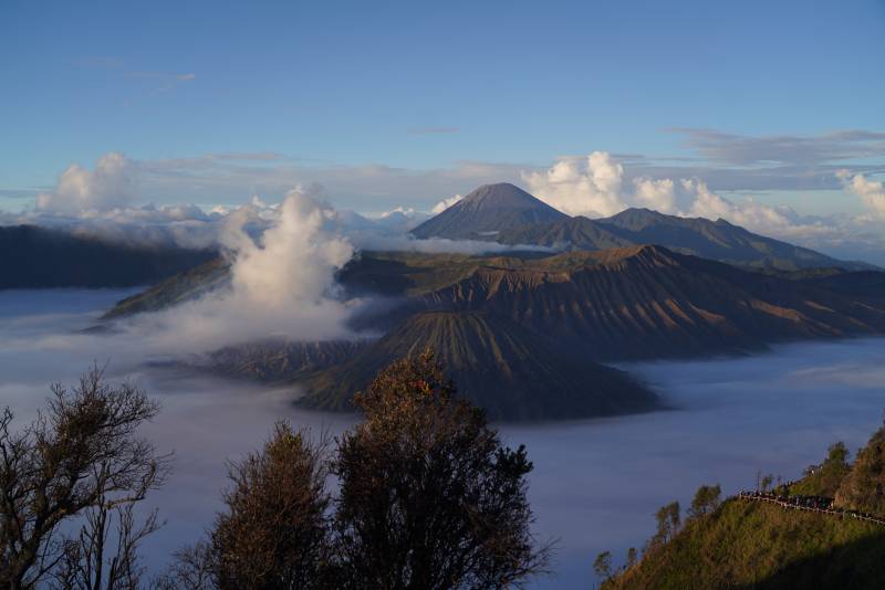 云海火山奇景-Bromo火山图片