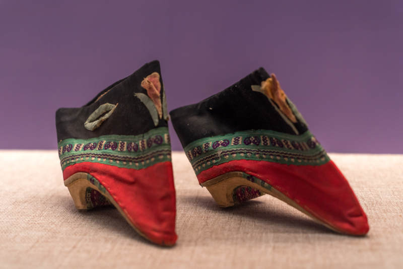 民国三寸金莲鞋图片