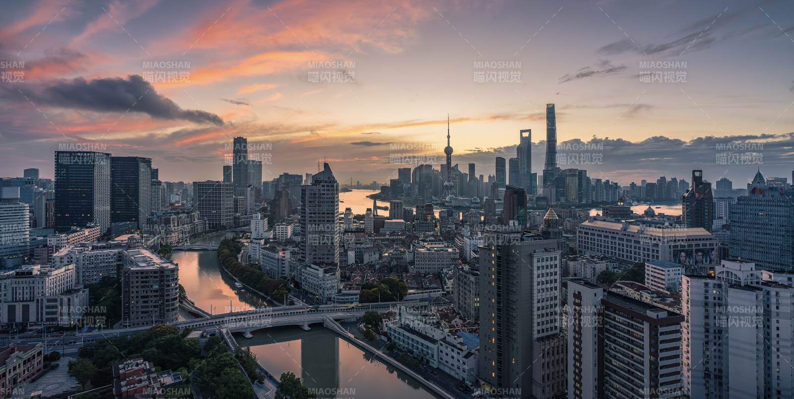 上海黄昏天际线图片