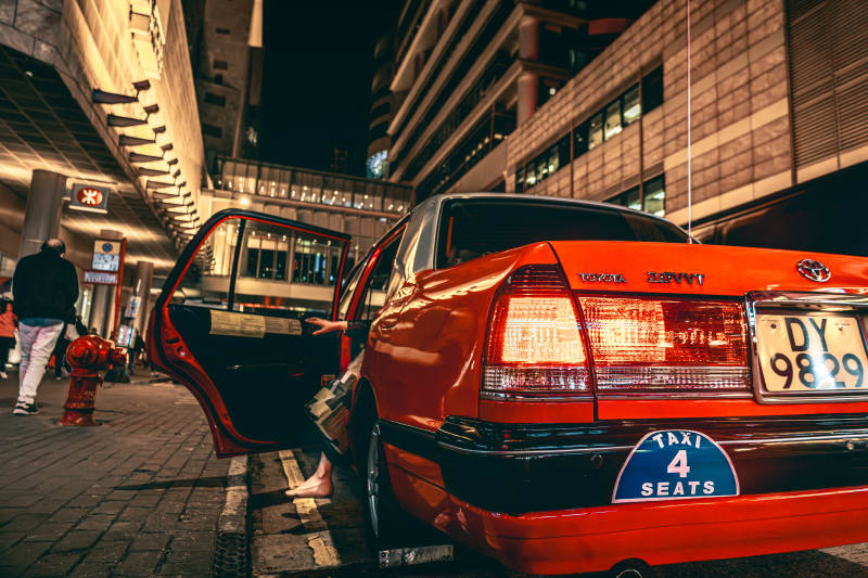 东京夜景出租车图片