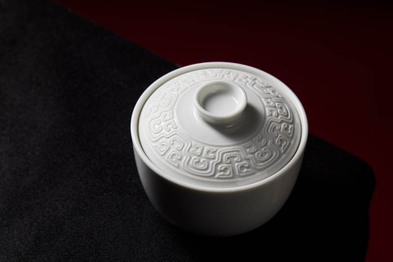 白瓷盖碗静物图片