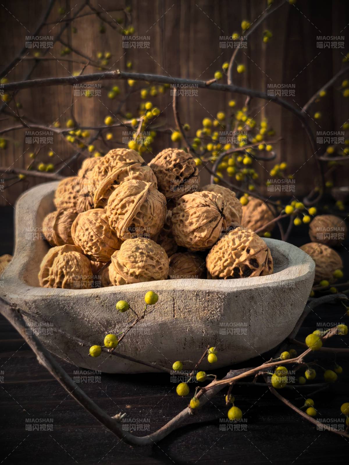 核桃静物图图片