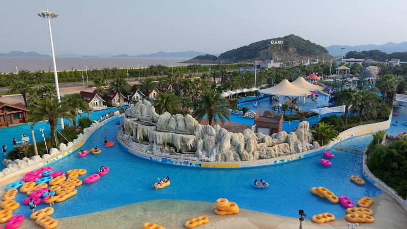 水上乐园欢乐游图片