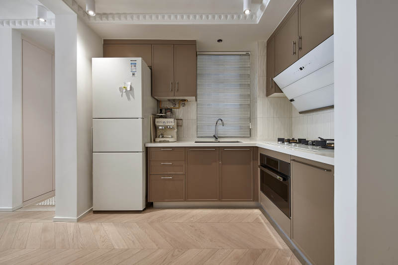 现代简约厨房设计图片