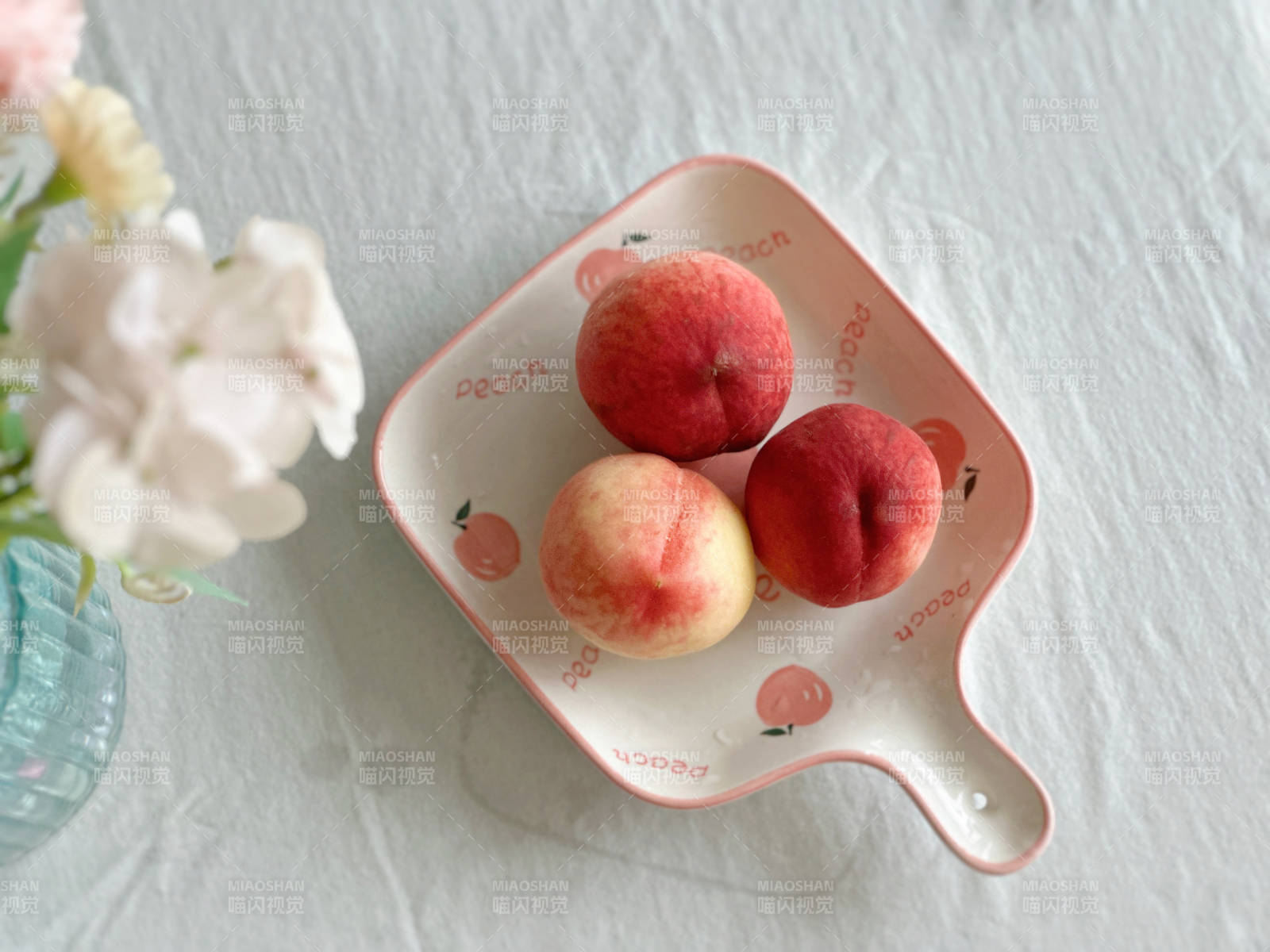 桃子静物图图片