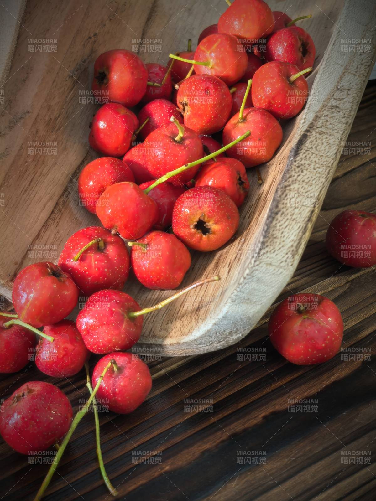 红果满盘香图片