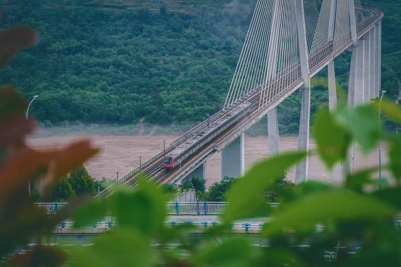 重庆蔡家轨道大桥图片