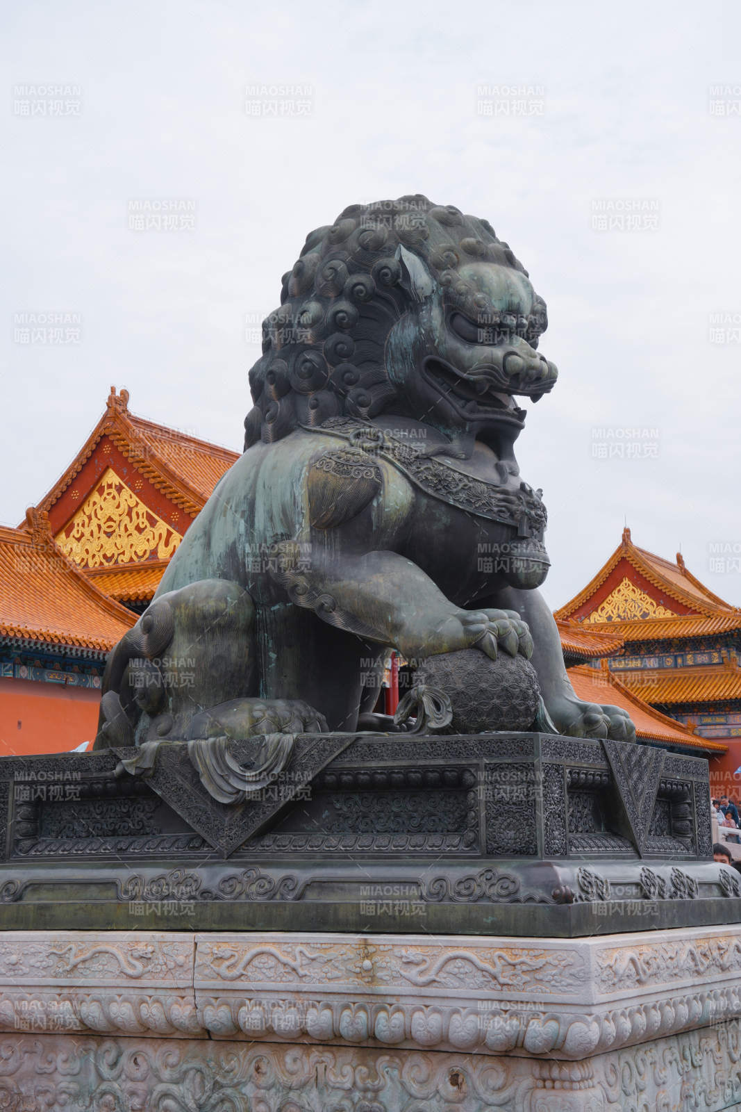 故宫狮像守卫图片