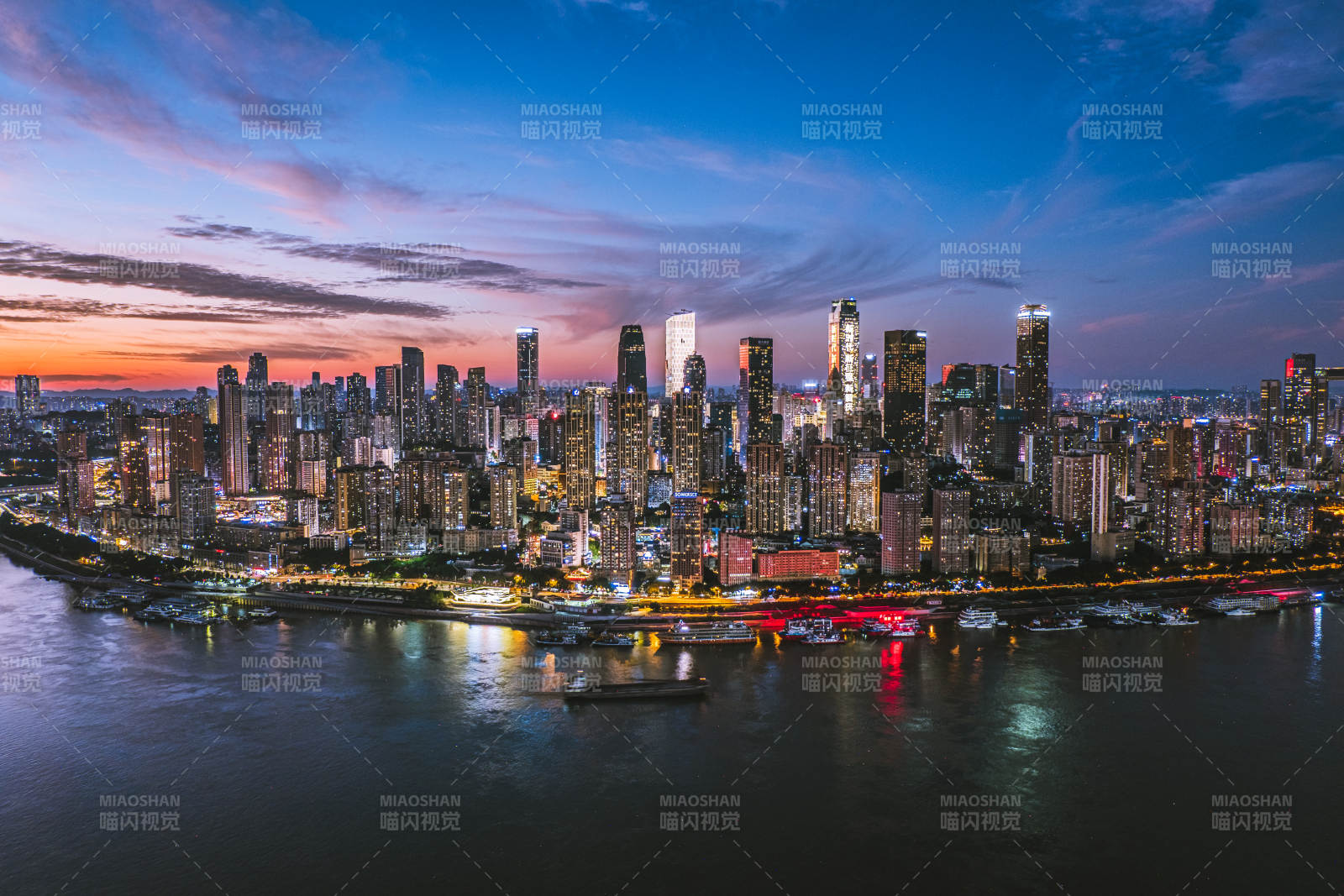 重庆渝中半岛夜景图片