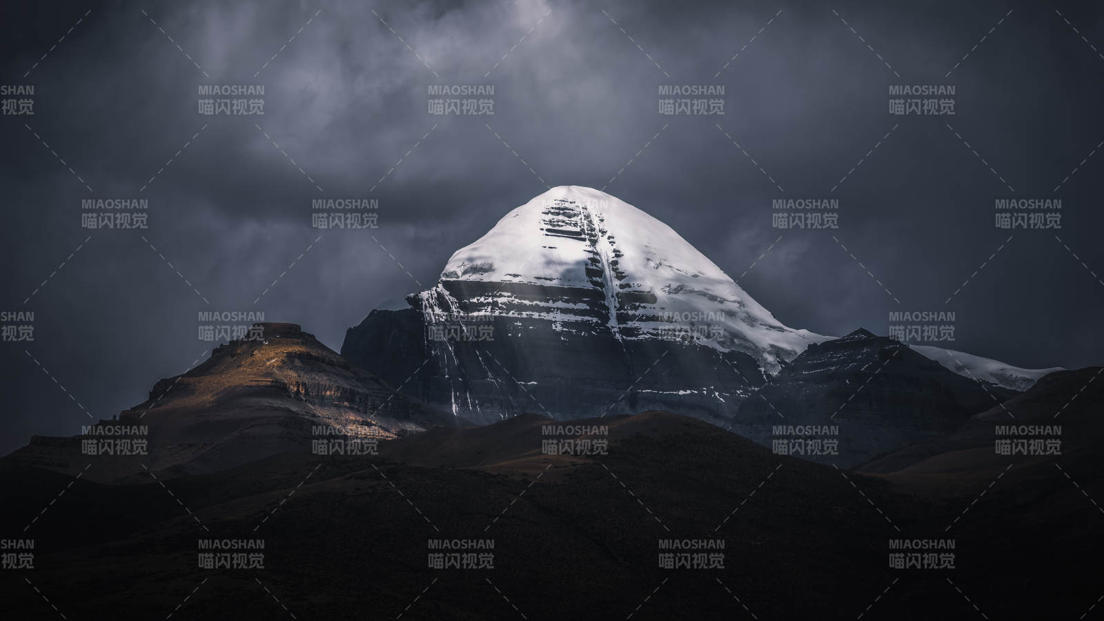 世界的中心｜冈仁波齐图片